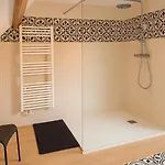 Les Oiseaux De Passage - D Hotes, Paisible Bed & Breakfast 3*