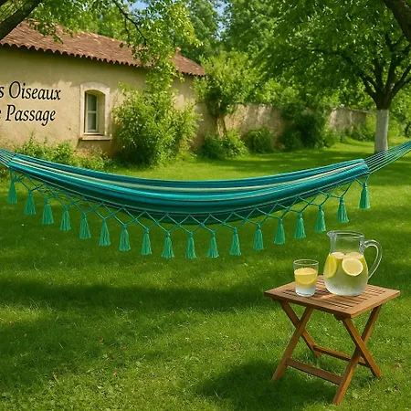 Les Oiseaux De Passage - D Hotes, Paisible Oda ve Kahvaltı *