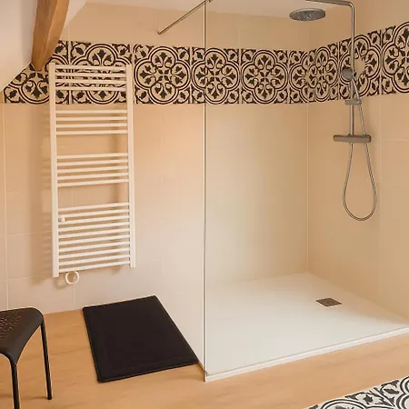 Les Oiseaux De Passage - D Hotes, Paisible Bed & Breakfast 3*