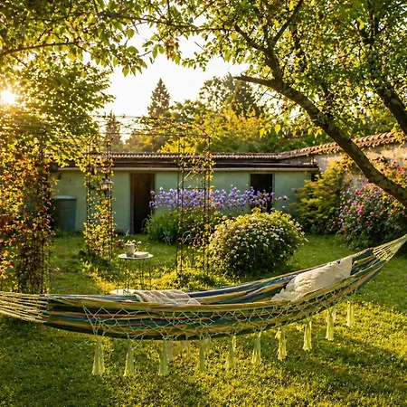 Les Oiseaux De Passage - D Hotes, Paisible 3*