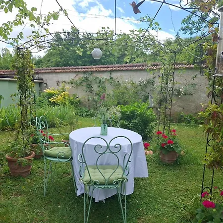 Frühstückspension Les Oiseaux De Passage - D Hotes, Paisible 3*